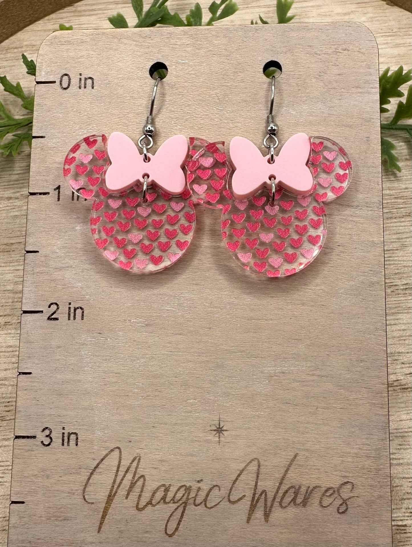 Sweetheart Minnie, Pink Acrylic Minnie Bow Dangle, Laser cut Hearts Pattern Acrylic Earrings, handmade earrings, Glowforge Earrings