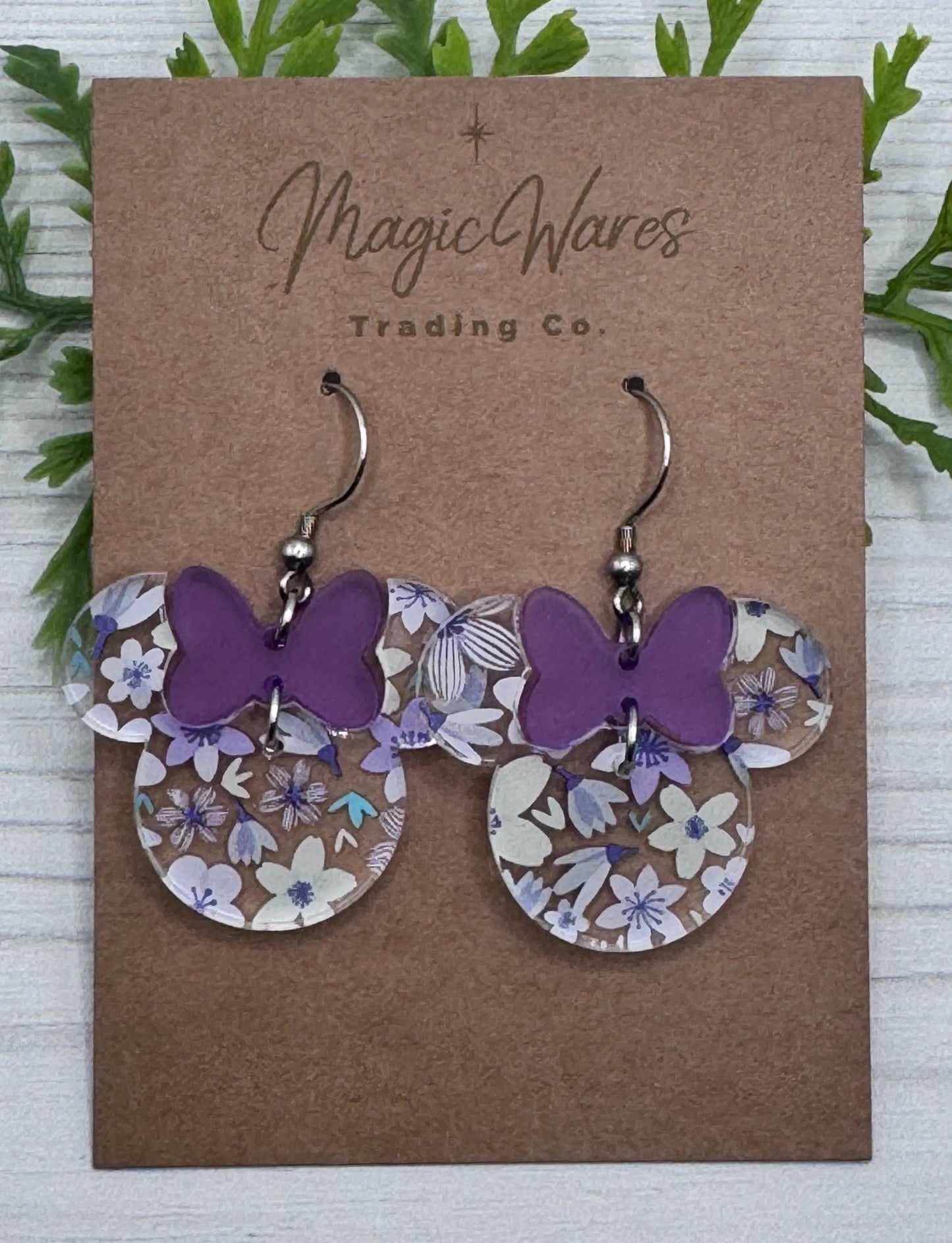 Lavender Floral Minnie Bow Dangle Earrings, Laser cut Acrylic Purple Floral with Matte Purple Bow, Floral earrings, Purple Floral earrings
