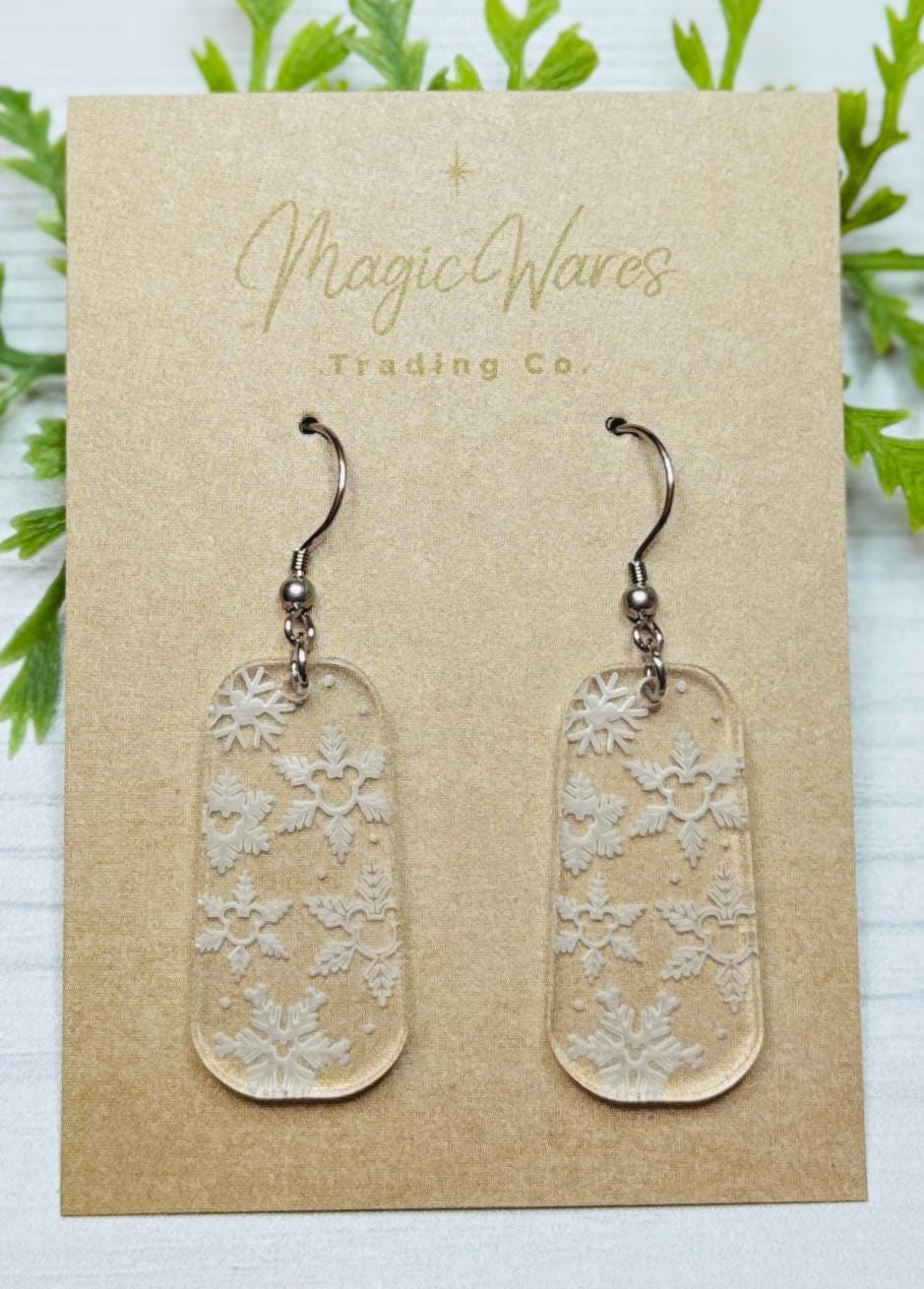 Engraved Hidden Mickey Snowflakes Dangle Earrings, Snowflake Engraved Clear Acrylic Earrings, Christmas Earrings, Snowflake earrings