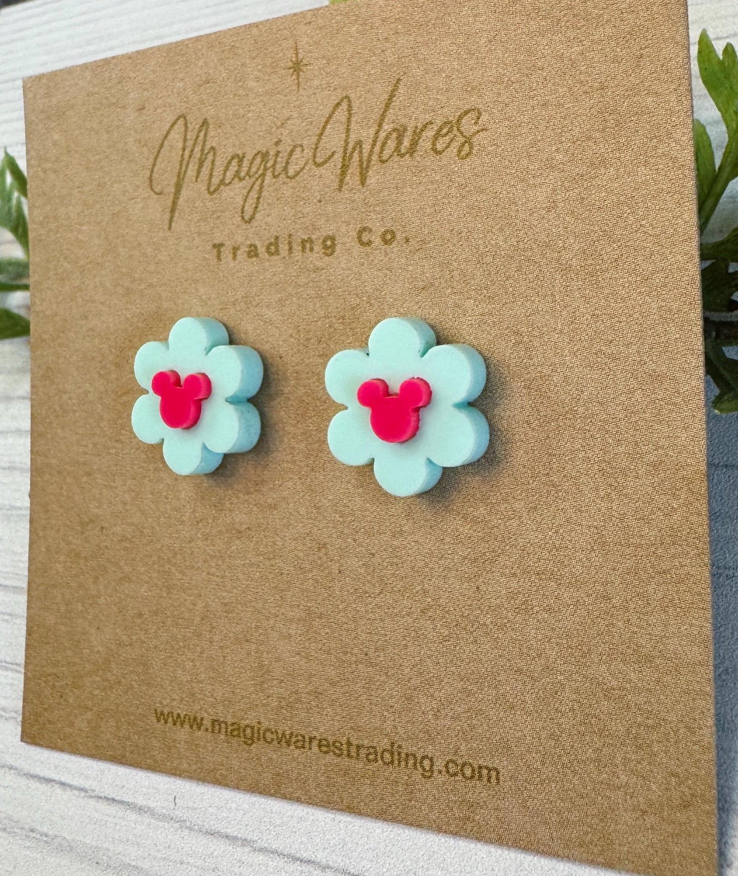 Daisy Stud Earrings, Mint and hot pink Laser Cut Daisy Flower Post Earrings, Flower and Garden Earrings, Mickey Flower earrings