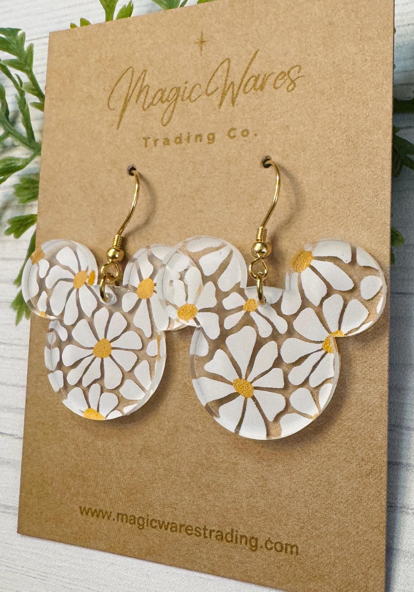 Wavy Daisy Mouse Dangle Earrings, Daisy Floral Pattern Acrylic, Spring Floral lightweight dangle earrings, Magical Earrings