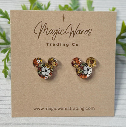 Retro Floral Stud Laser cut Crystal Acrylic Earrings, Pierced earlobe hypoallergenic post earrings, 1970s inspired Floral earrings